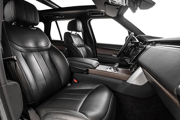 Land Rover Range Rover 7 of 30