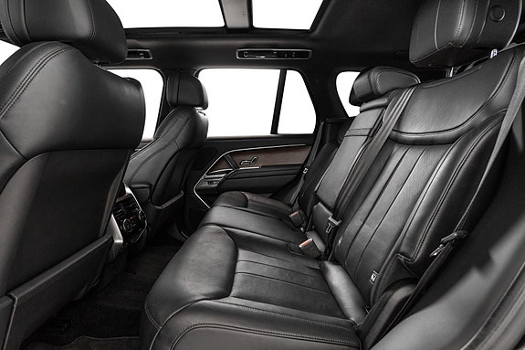 Land Rover Range Rover 9 of 30