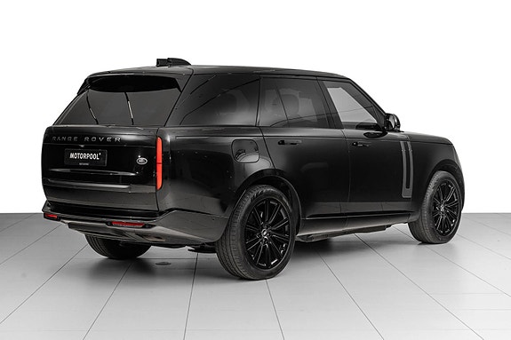 Land Rover Range Rover 2 of 30