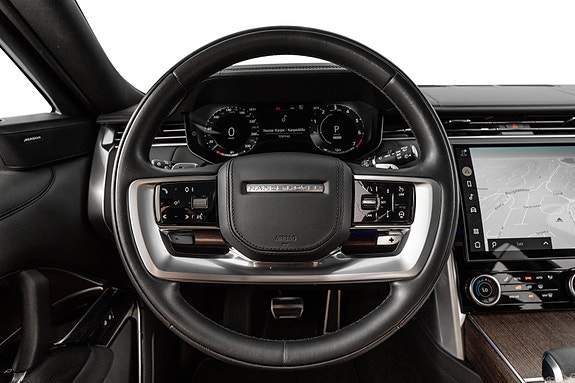 Land Rover Range Rover 13 of 30