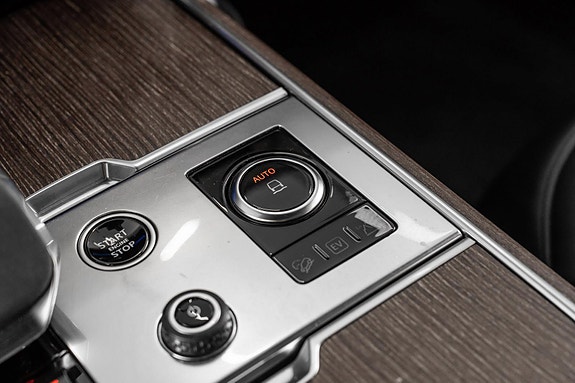 Land Rover Range Rover 19 of 30