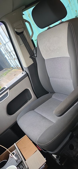 Volkswagen Transporter 4 of 13