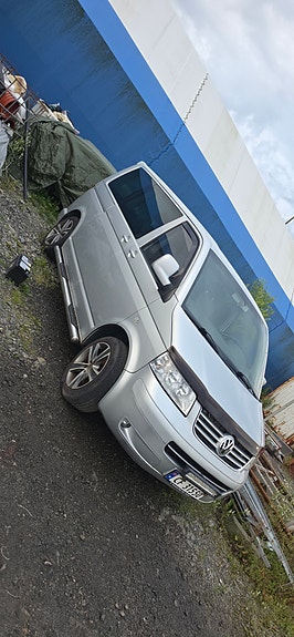 Volkswagen Transporter 2 of 13