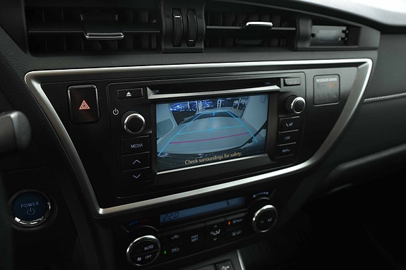 Toyota Auris 16 of 17