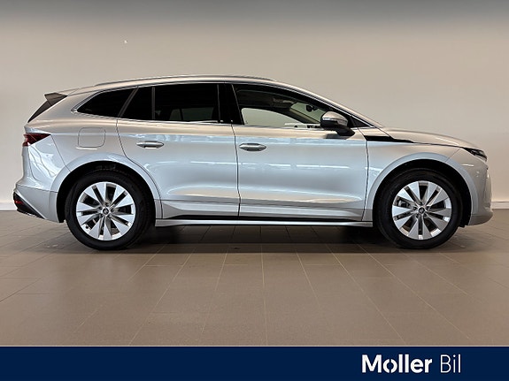 Skoda Enyaq 2 of 19