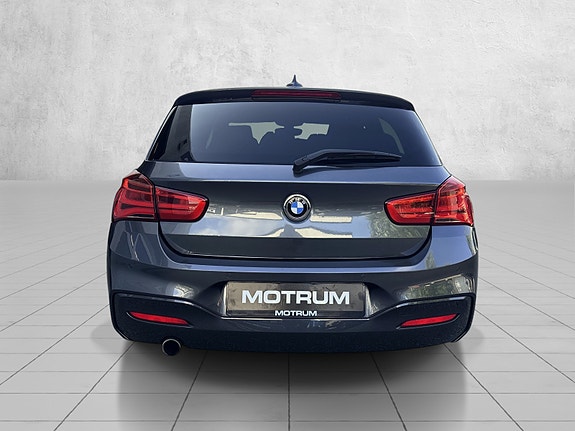 BMW 116d 5 of 21