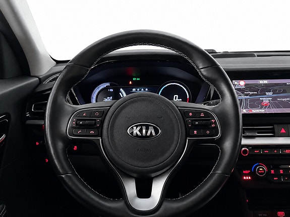 Kia e-Niro 10 of 17