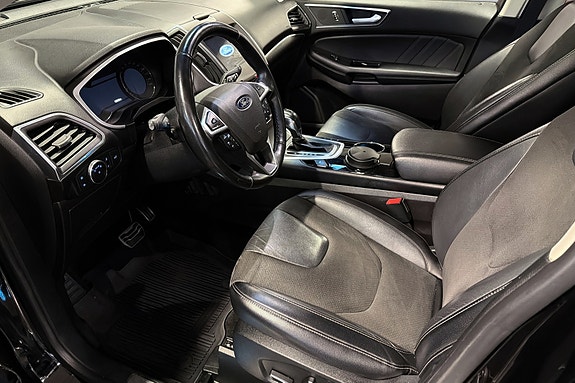 Ford Edge 11 of 24