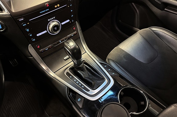 Ford Edge 20 of 24