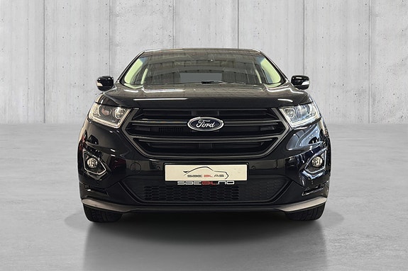 Ford Edge 2 of 24