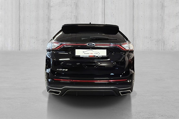 Ford Edge 6 of 24