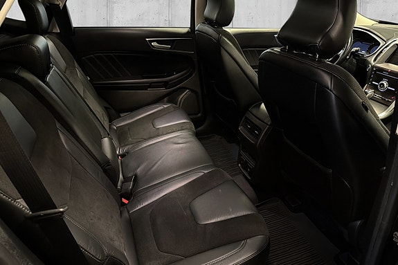 Ford Edge 14 of 24