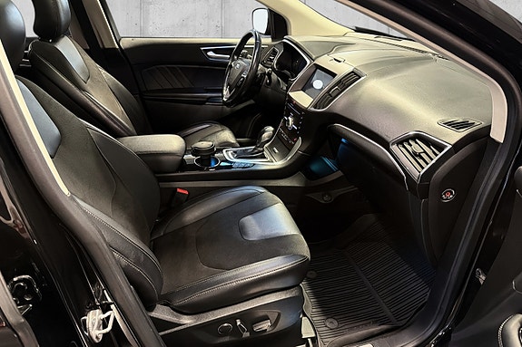 Ford Edge 13 of 24