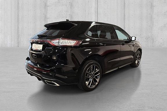 Ford Edge 7 of 24