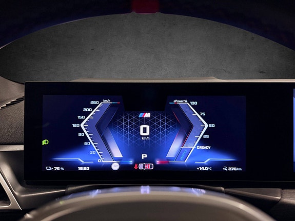 BMW i4 24 of 30