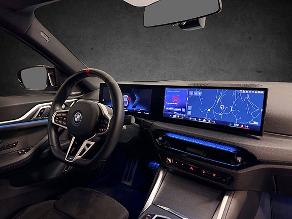 BMW i4 12 of 30