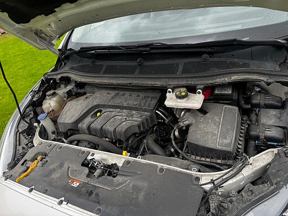 Ford S-MAX 11 of 30