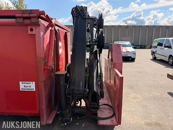 Andre JOAB krokpåbygg med HIAB XS HIDUO kran, radiostyring og væsketett container 8 of 26