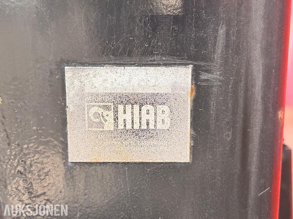 Andre JOAB krokpåbygg med HIAB XS HIDUO kran, radiostyring og væsketett container 13 of 26
