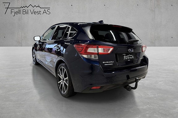 Subaru Impreza 9 of 30