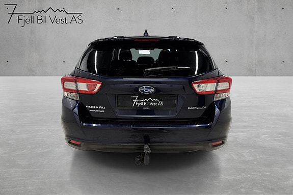 Subaru Impreza 8 of 30