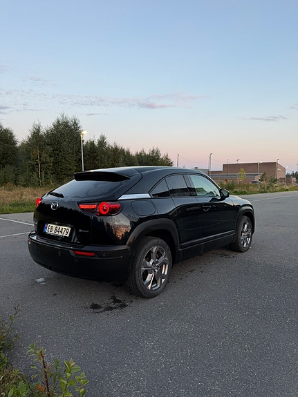 Mazda MX-30 5 of 26