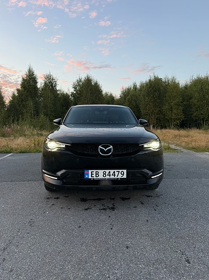 Mazda MX-30 3 of 26
