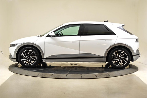 Hyundai Ioniq 5 2 of 30