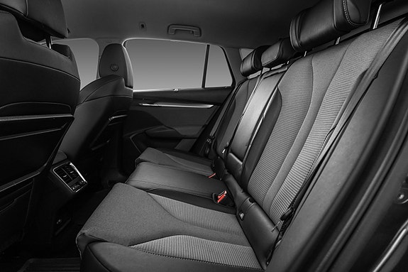Skoda Enyaq 15 of 29