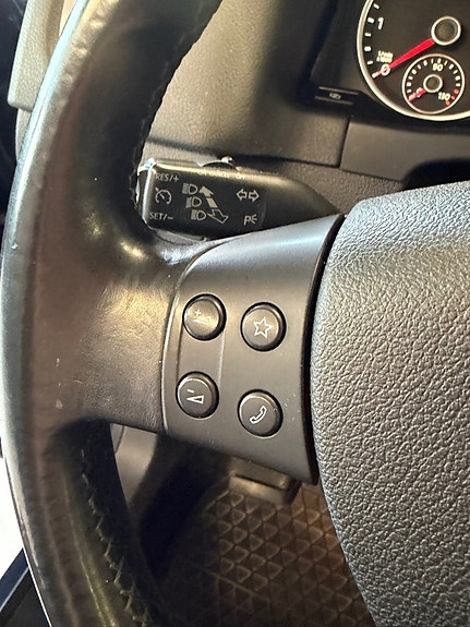 Volkswagen Tiguan 22 of 30