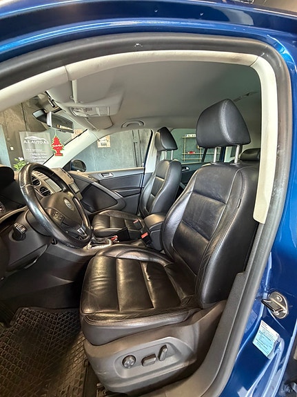 Volkswagen Tiguan 17 of 30