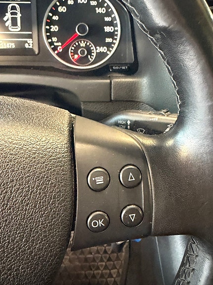 Volkswagen Tiguan 23 of 30