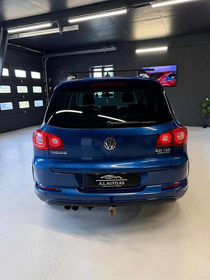 Volkswagen Tiguan 6 of 30