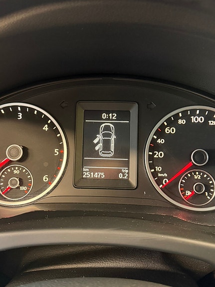 Volkswagen Tiguan 30 of 30