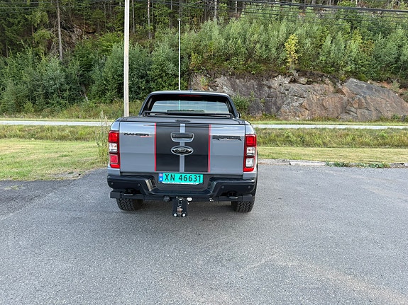 Ford Ranger Raptor 3 of 9