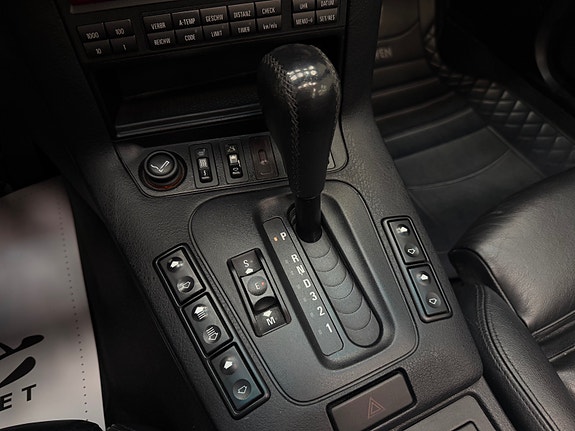 BMW 318i 22 of 24