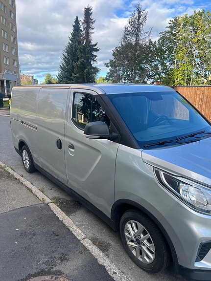 Maxus e-Deliver 3 2 of 20