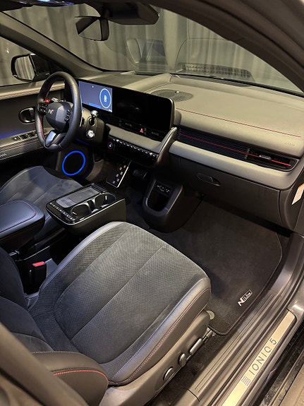 Hyundai Ioniq 5 24 of 30