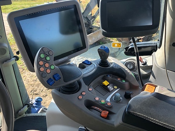 Deutz Fahr 6175 Agrotron TTV 13 of 15