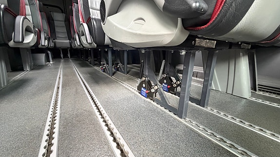 Mercedes-Benz Sprinter 519 CDI CMS Auto 10 of 20