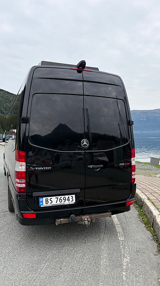 Mercedes-Benz Sprinter 519 CDI CMS Auto 4 of 20