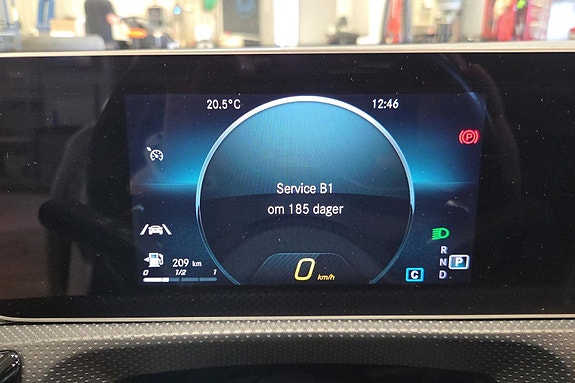 Mercedes-Benz A180 25 of 25