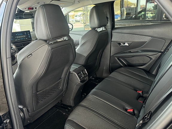 Peugeot 3008 28 of 30