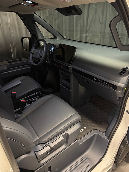 Kia PV5 16 of 30