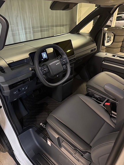 Kia PV5 15 of 30