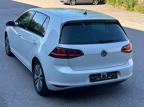 Volkswagen e-Golf VII 7 of 23