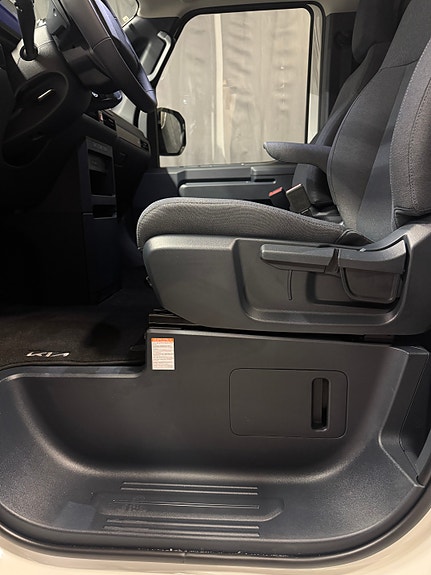 Kia PV5 24 of 30
