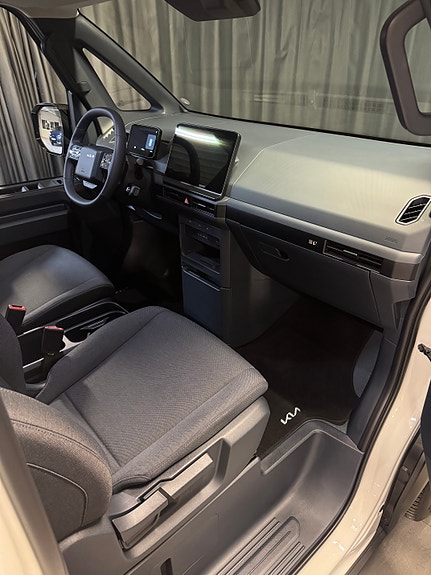 Kia PV5 28 of 30
