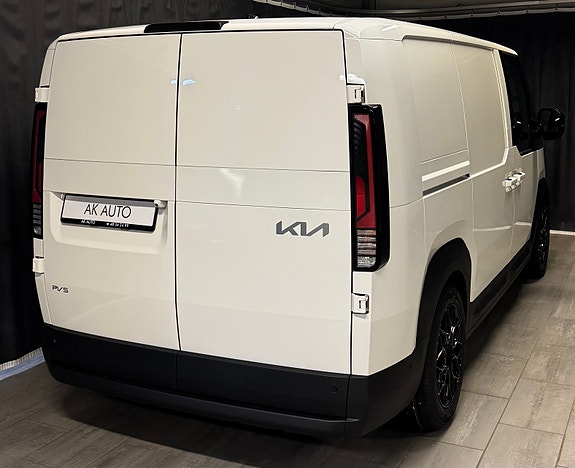 Kia PV5 11 of 30