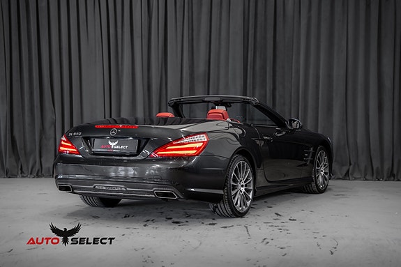 Mercedes-Benz SL500 17 of 30